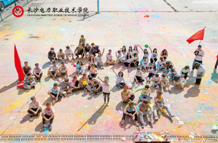 健康从“心”出发炫彩跑活动
